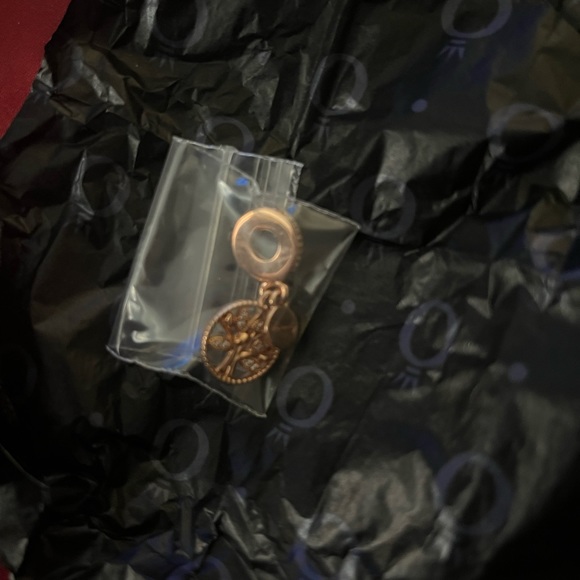Pandora Family Tree Charm, Rose Gold, New with tags - Picture 2 of 3